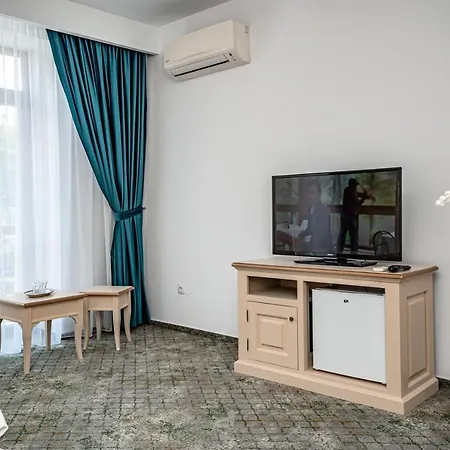 Rin Hotel 3*
