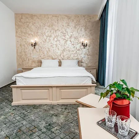 Rin Hotel 3*